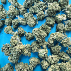 Banana Beltz - 5 gram Special, small nugs Sativa